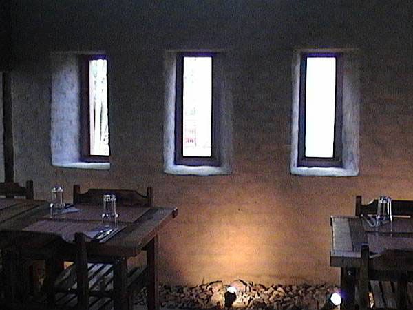 Restaurante en La Pedrera: Adobe en La Pedrera, 2005 — foto 8