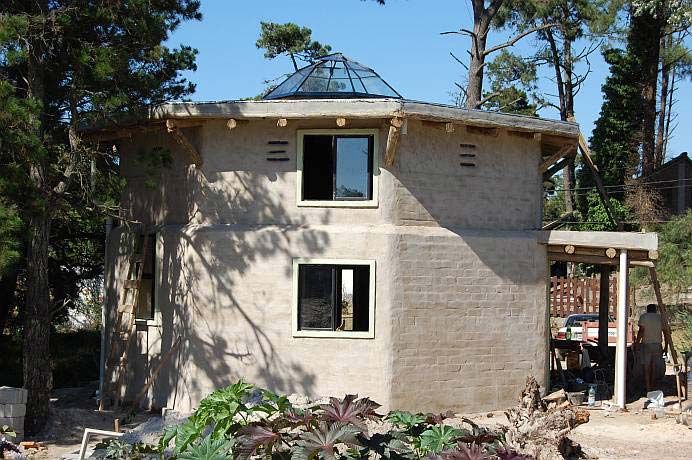 Casa de 190 m² en Solymar: Adobe en Solymar, 2010 — foto 9