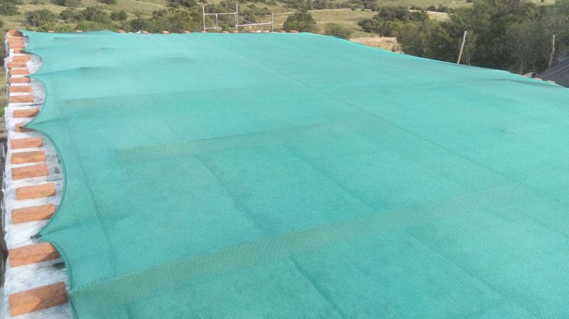 Protección con malla de sombra al 90 %.