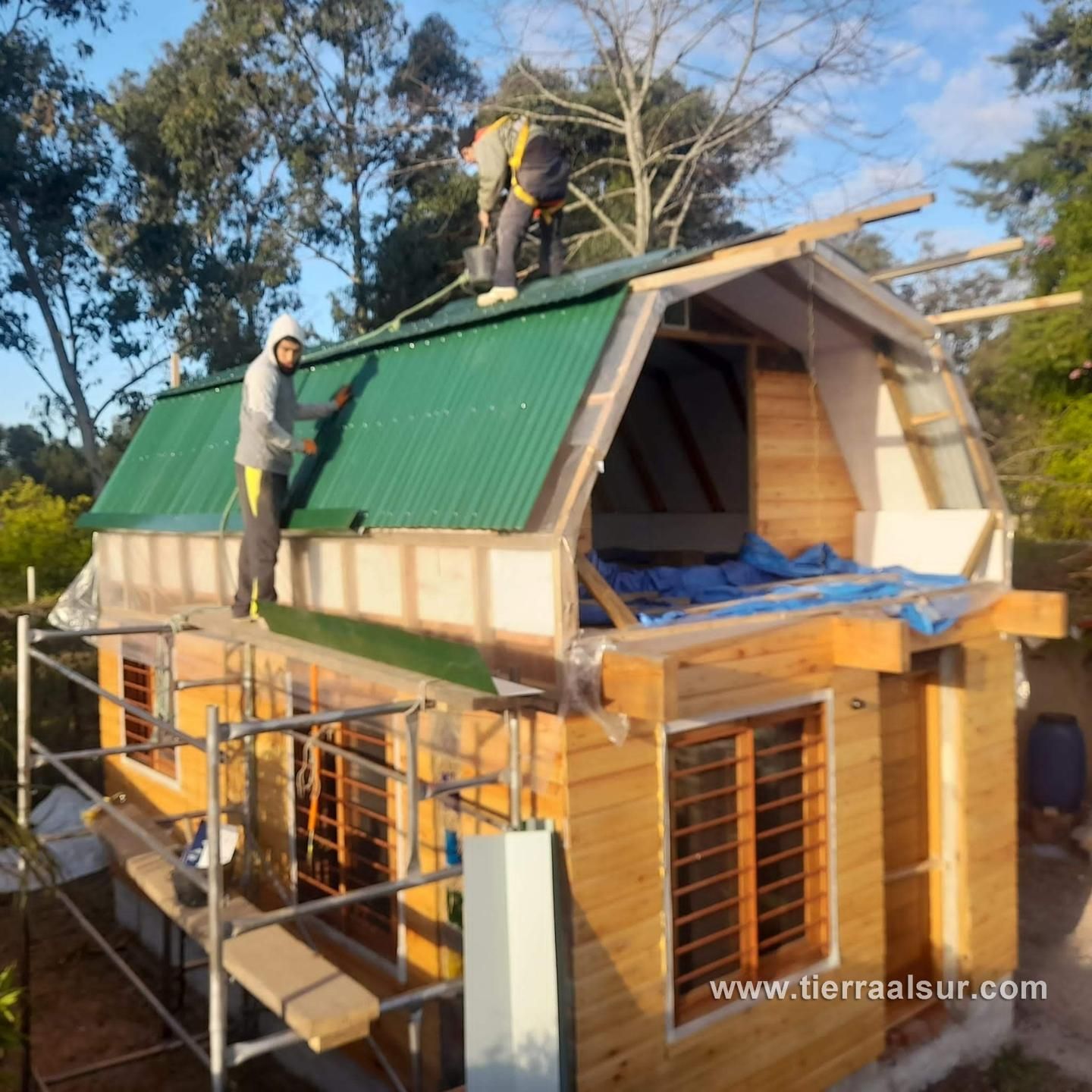 Casa de Andrés en Solymar: Paneles de fajina en Solymar, 2022 — foto 8