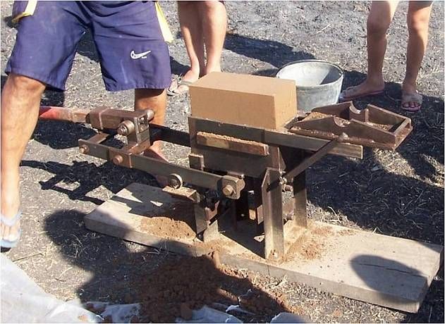 BTC — Bloque de Tierra Comprimida: proceso constructivo, imagen 5