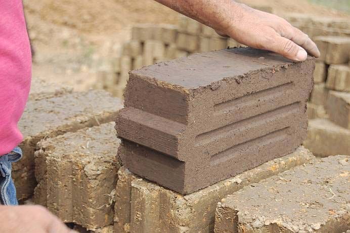 BTC — Bloque de Tierra Comprimida: proceso constructivo, imagen 6